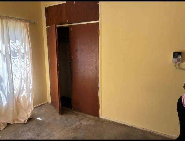 10 BEDROOM FREEHOLD FOR SALE IN EDENDALE